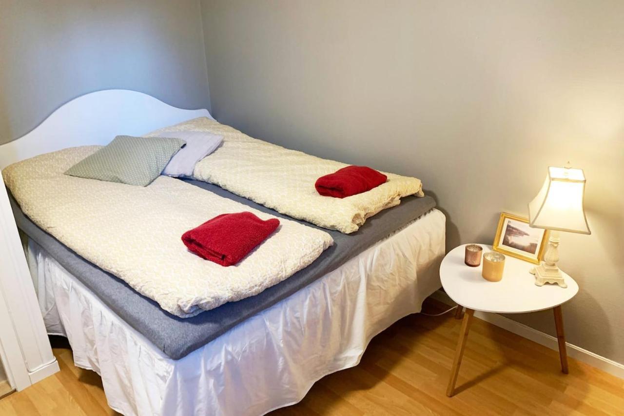 Newly Renovated Basement Apartment Sarpsborg Exterior photo
